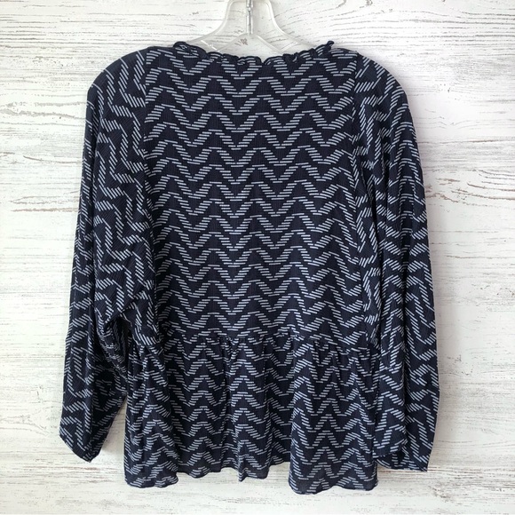 A PIECE APART Textured 100% Silk Geometric Ruffle Peplum Button Front Blouse 8 - Picture 7 of 8